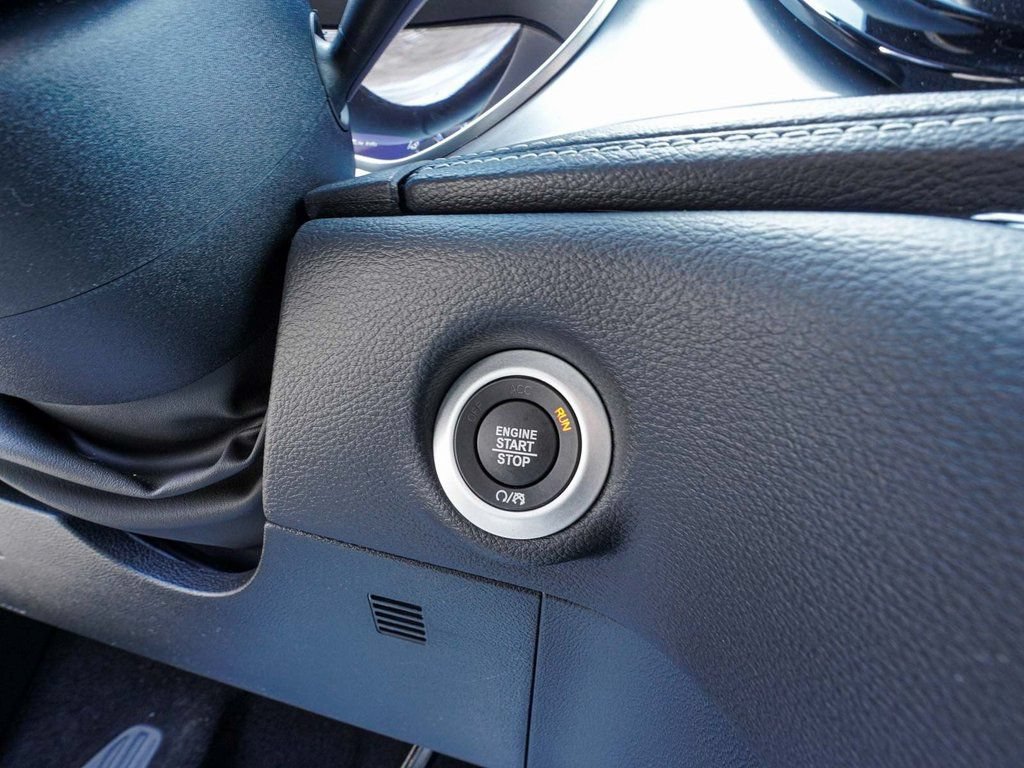 New 2026 Chrysler Pacifica Select FWD image 22