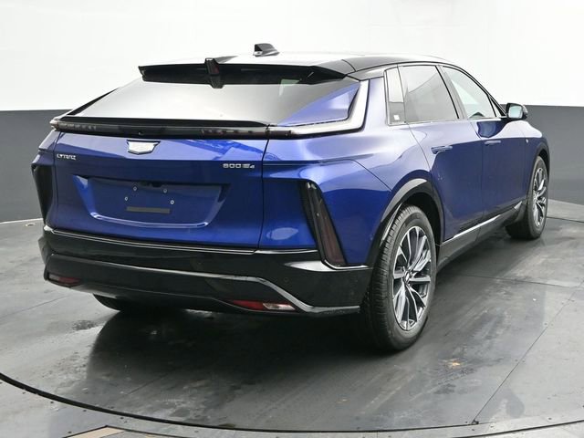 New 2025 Cadillac Lyriq Sport image 8