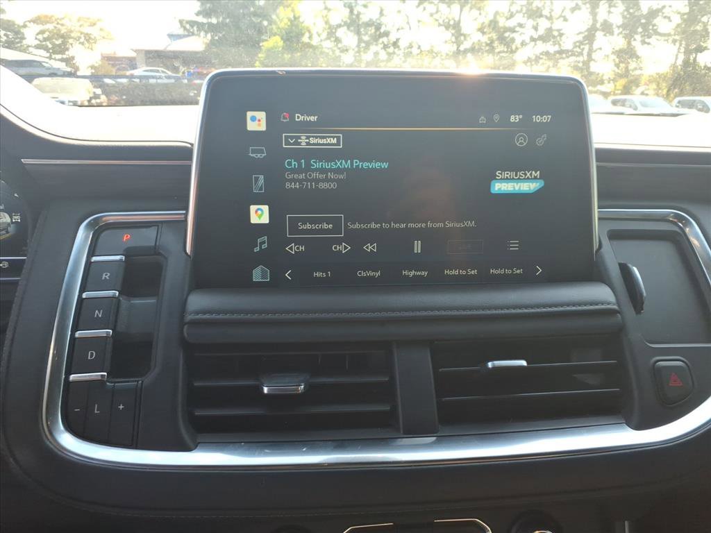 Used 2022 Chevrolet Suburban LT w/ Luxury Package image 14