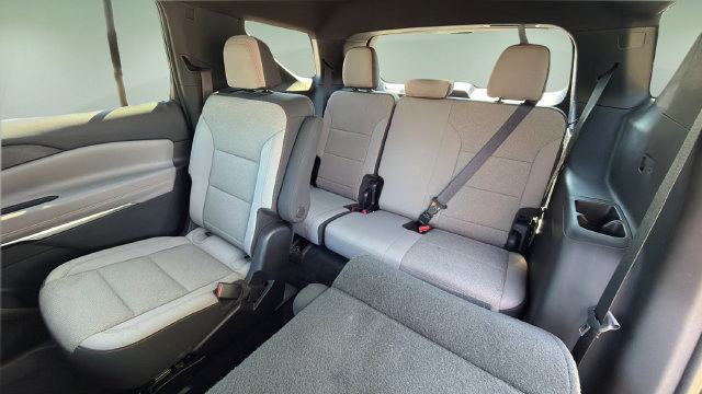Used 2026 Chevrolet Traverse LT w/ Driver Confidence Package FWD image 36