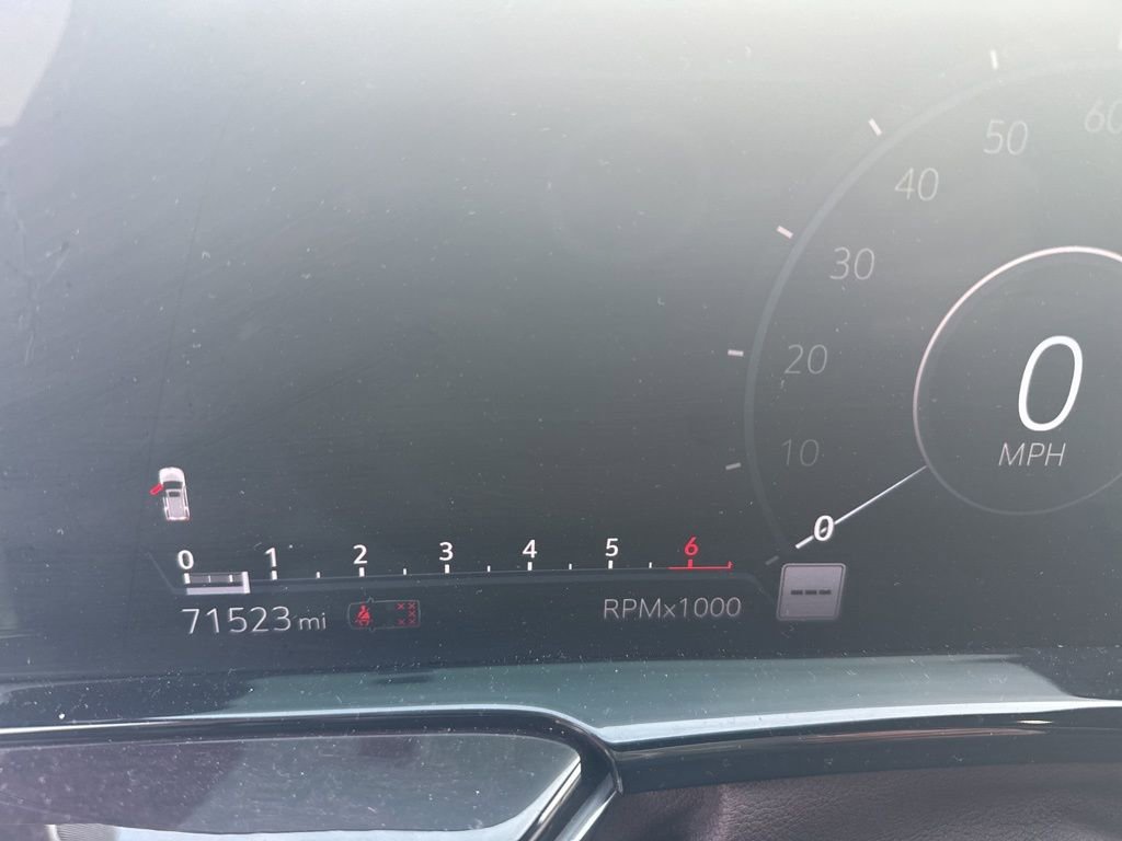 Used 2021 Cadillac Escalade Sport Platinum w/ LPO, ONYX Package image 7