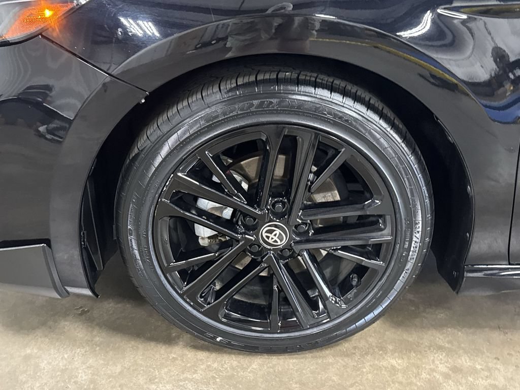 Used 2025 Toyota Camry SE FWD image 31