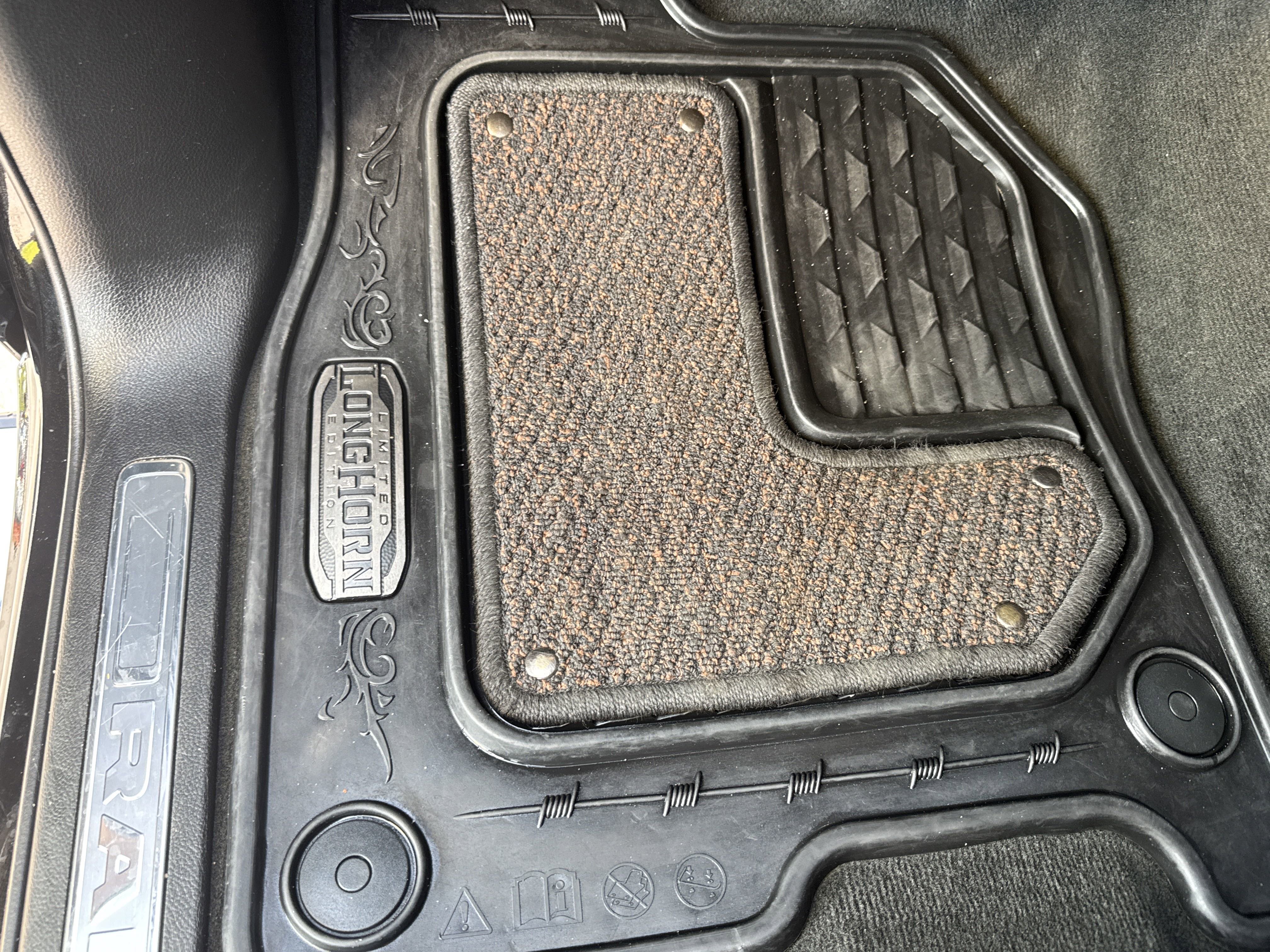 New 2023 GMC Savana 2500 w/ Driver Convenience Package image 17