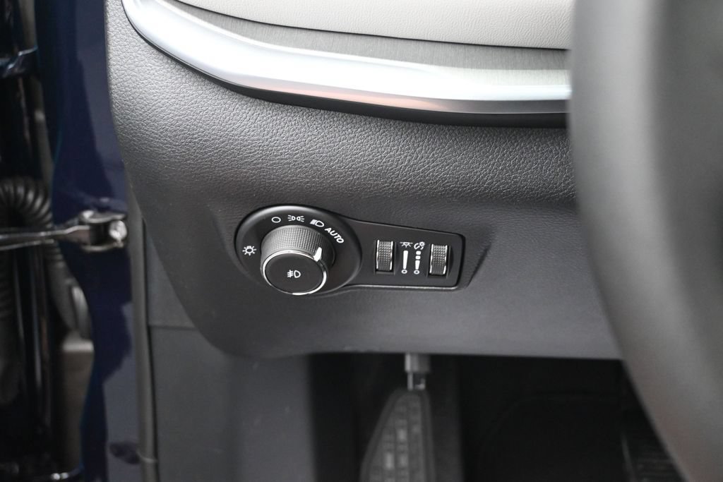 New 2026 Jeep Compass Limited AWD/4WD image 29
