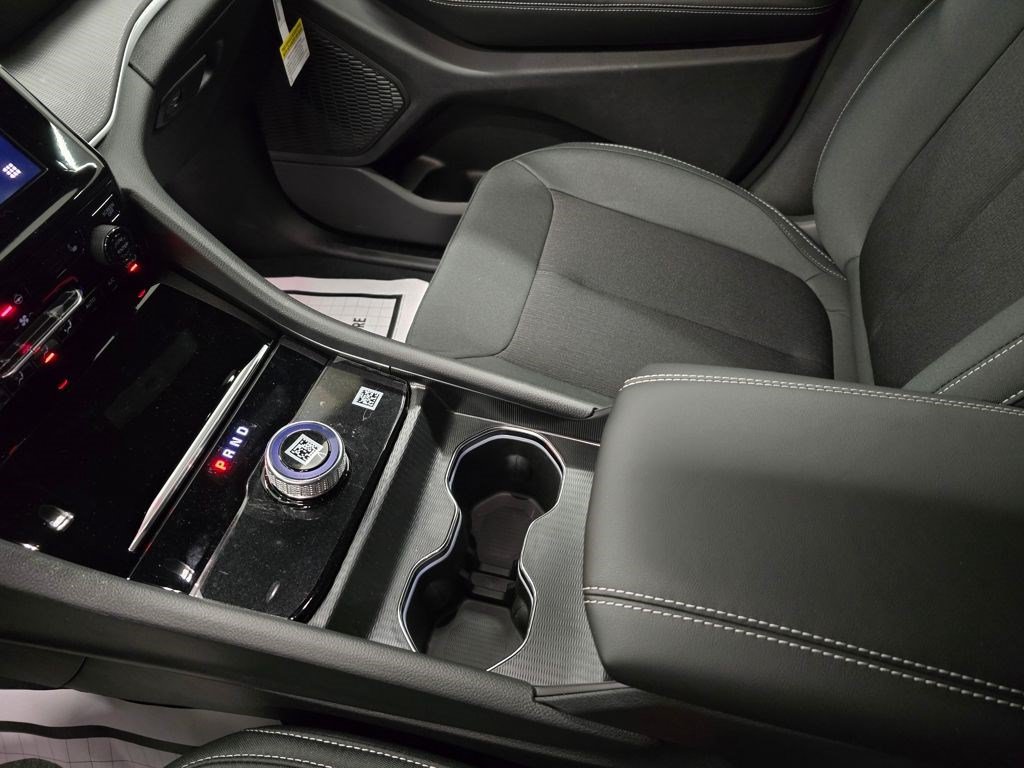New 2025 Jeep Grand Cherokee Laredo w/ Luxury Tech Group I RWD image 22