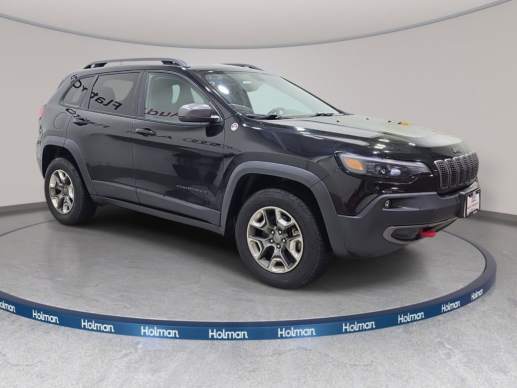 Used 2019 Jeep Cherokee Trailhawk w/ Cold Weather Group image 5