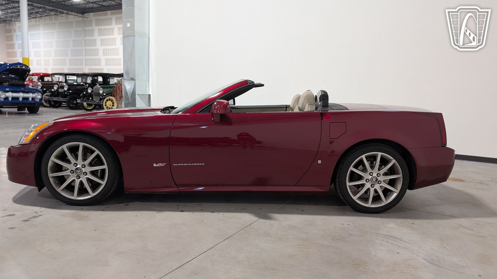 Used 2006 Cadillac XLR V RWD image 6