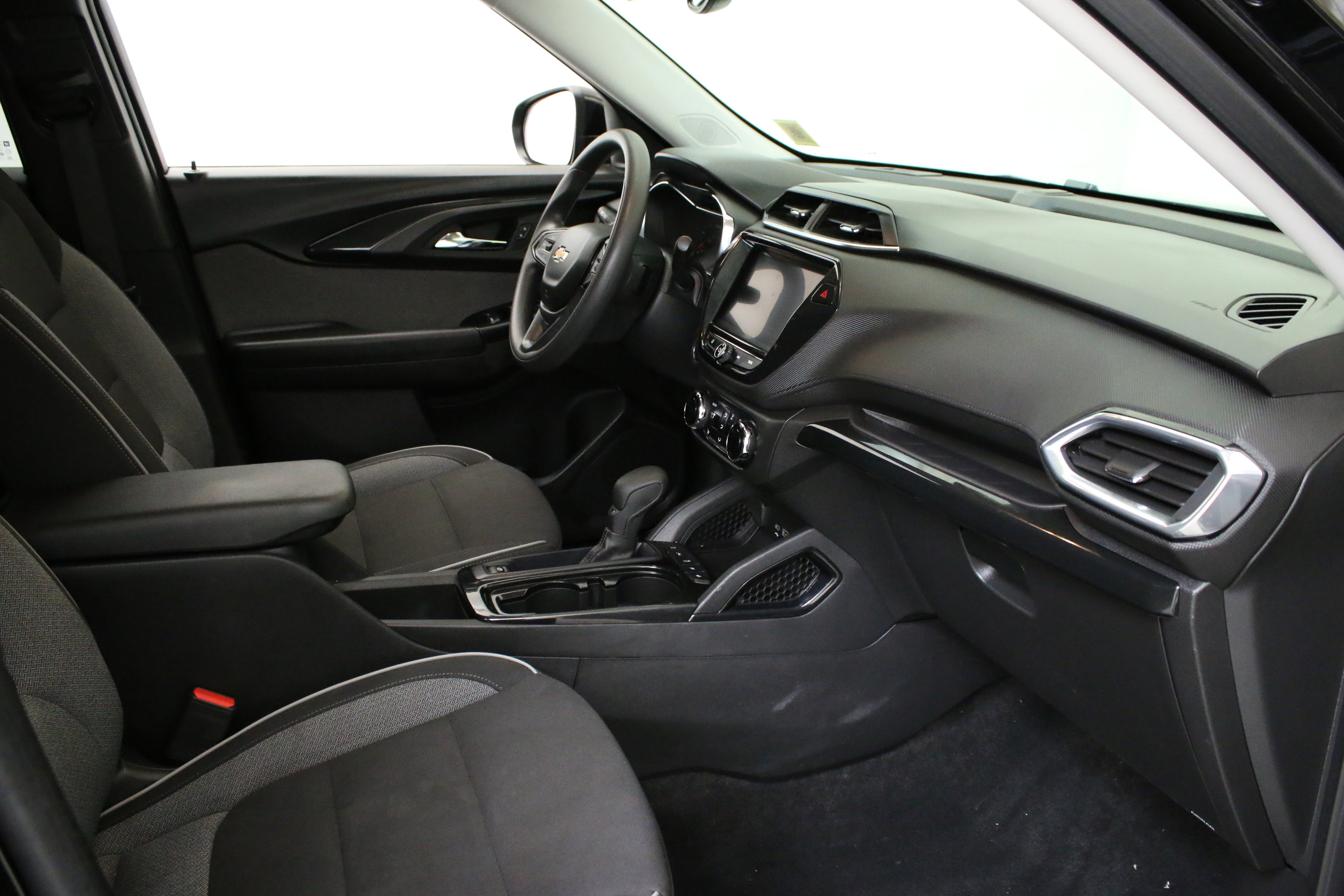 Used 2023 Chevrolet TrailBlazer LT w/ Convenience Package image 33