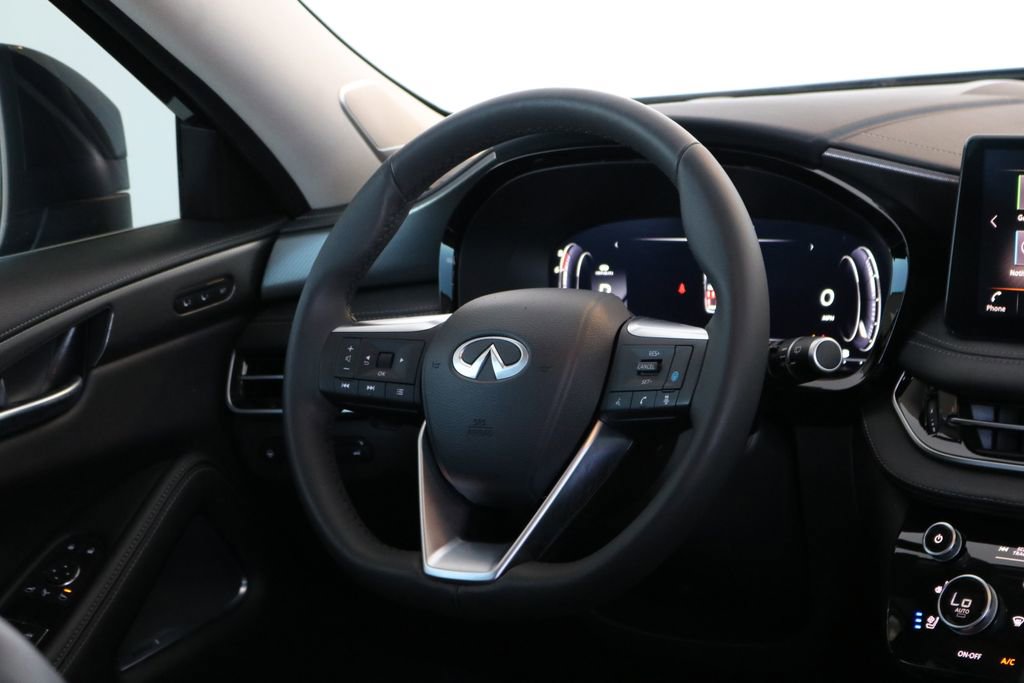 Certified 2025 INFINITI QX60 Luxe w/ Vision Package image 34