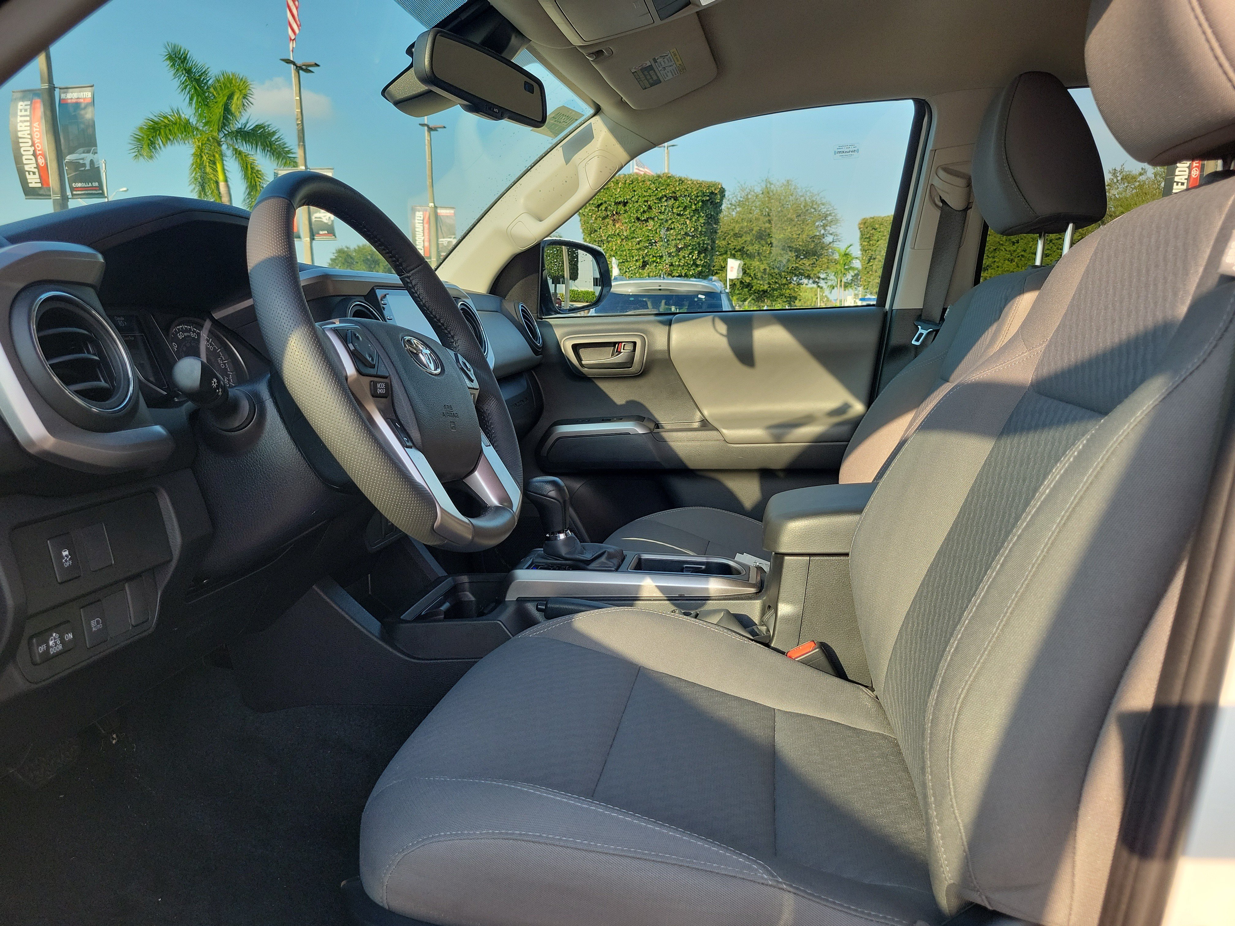 Used 2023 Toyota Tacoma SR5 RWD image 19