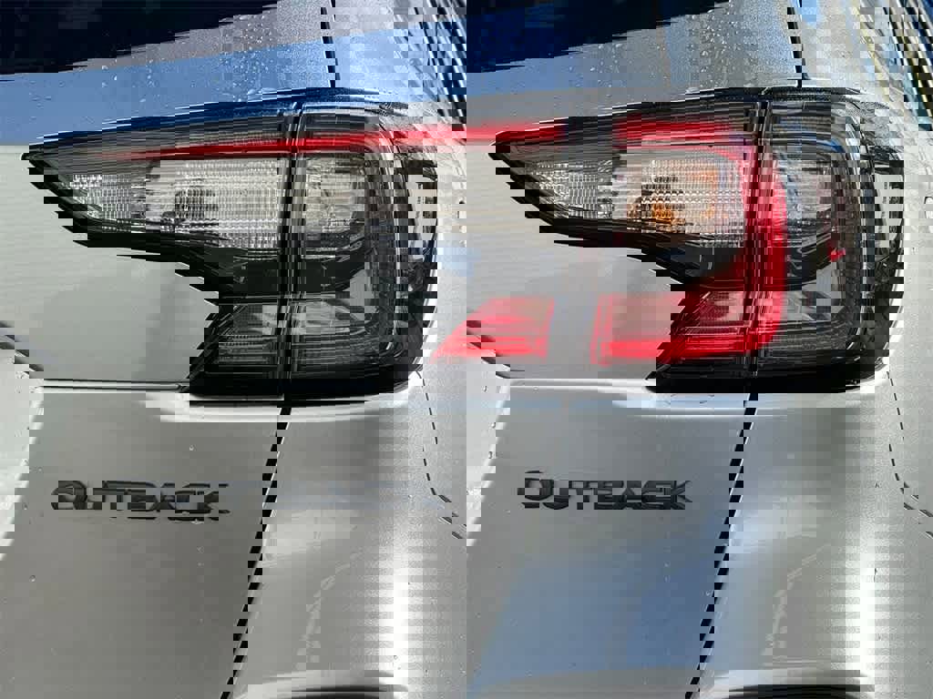 Certified 2024 Subaru Outback Onyx Edition image 7