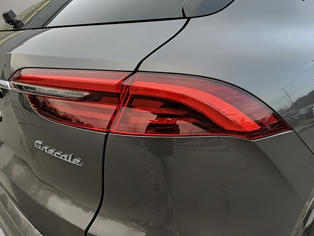 New 2023 Maserati Grecale GT AWD/4WD image 10