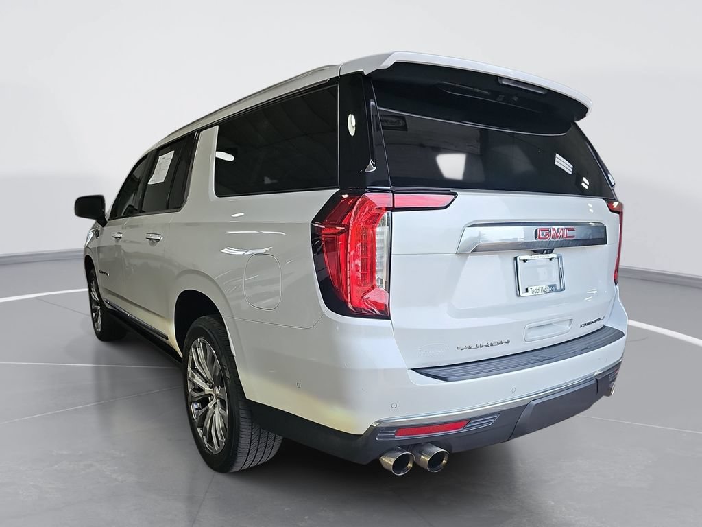 Used 2023 GMC Yukon XL Denali w/ Denali Reserve Package AWD/4WD image 6