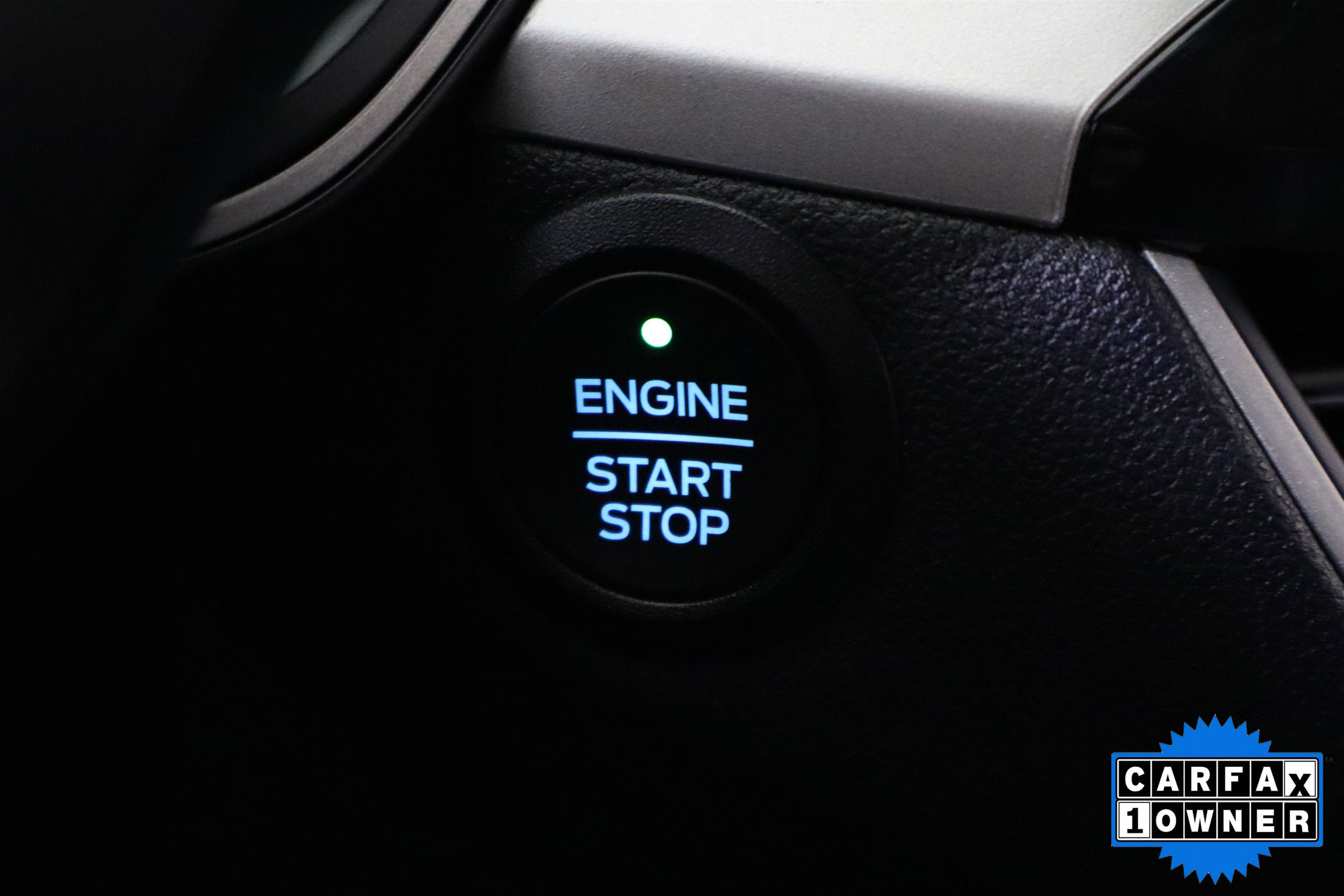 Used 2022 Ford Escape SE image 32