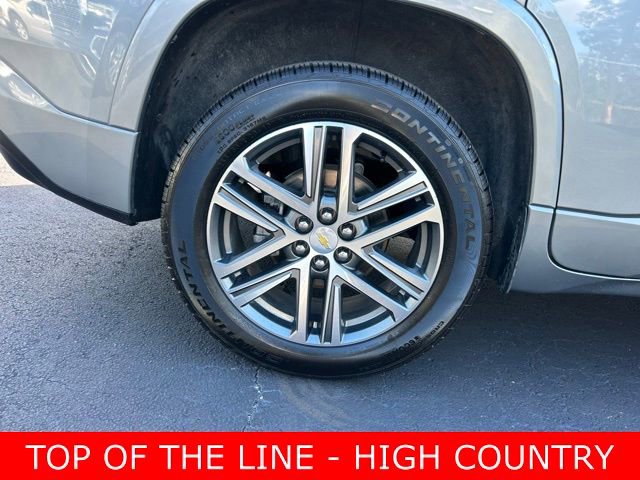 Used 2023 Chevrolet Traverse High Country image 7