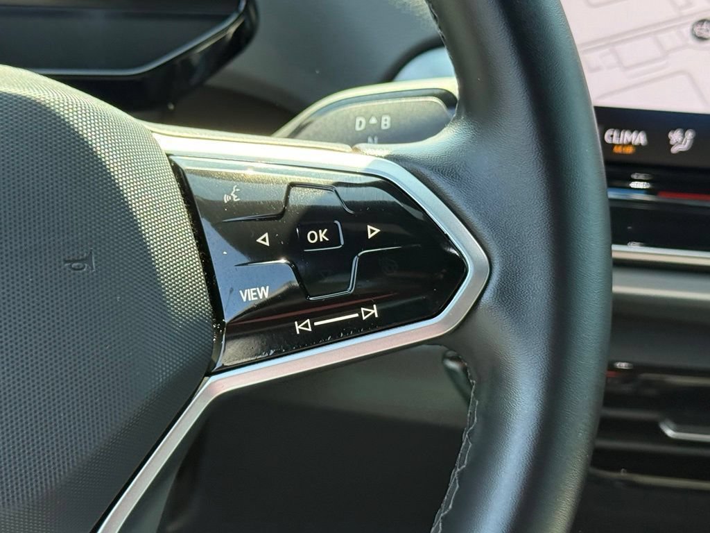 New 2026 Volkswagen ID.4 Pro RWD image 16