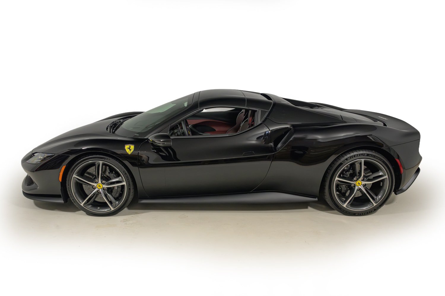 Used 2024 Ferrari 296 GTS RWD image 12