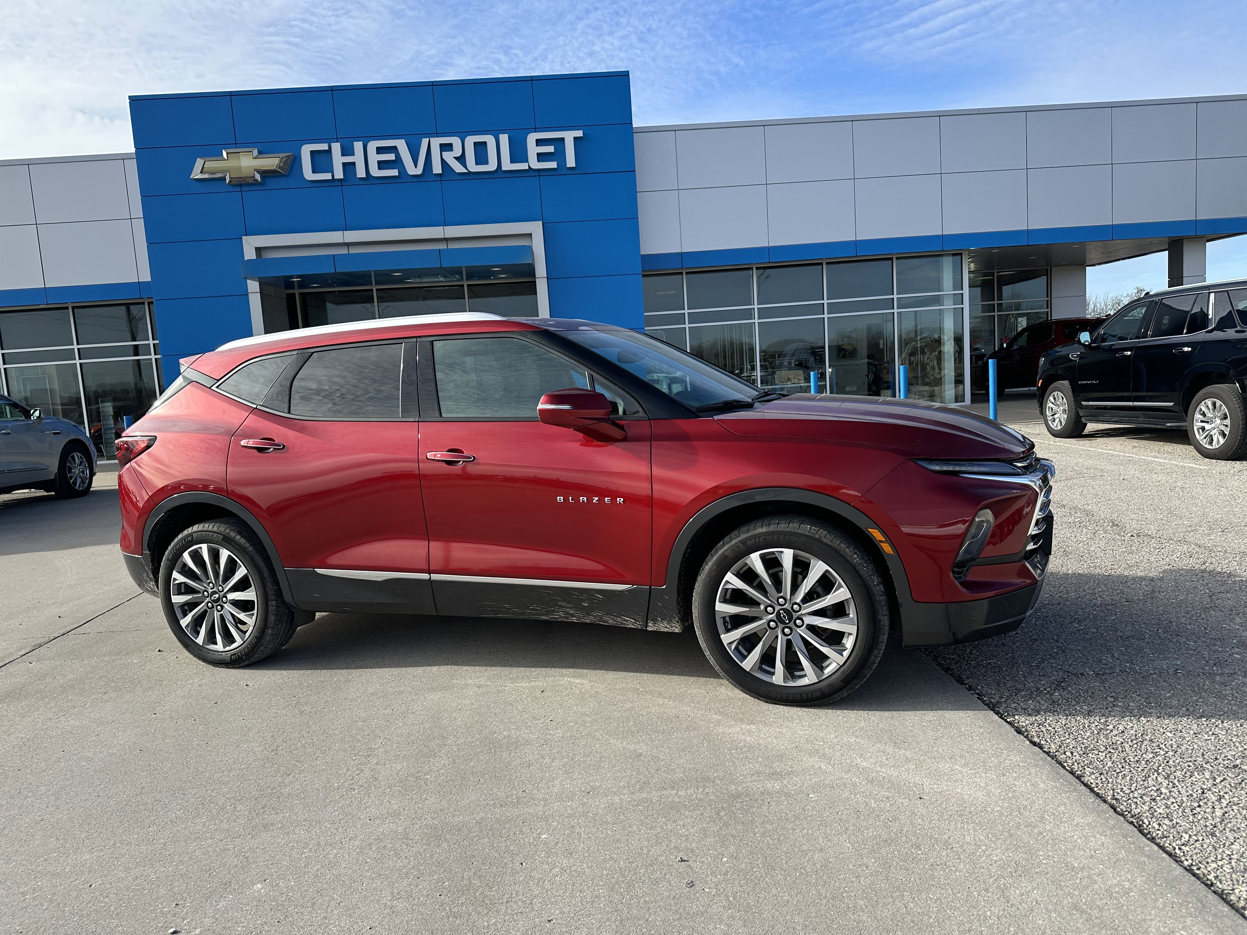 Used 2024 Chevrolet Blazer Premier AWD/4WD image 4