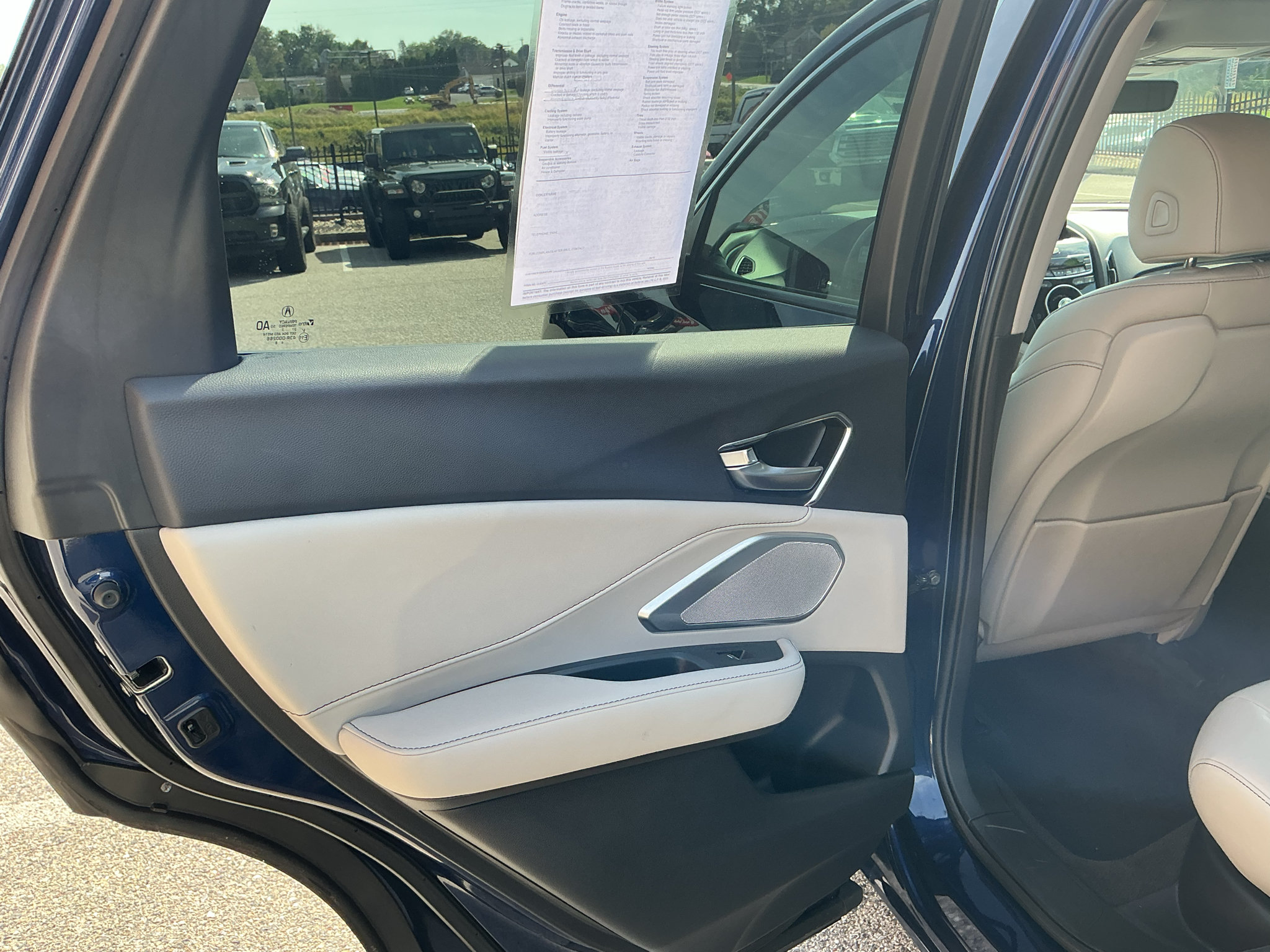 Used 2024 Acura RDX w/ Technology Package AWD/4WD image 18