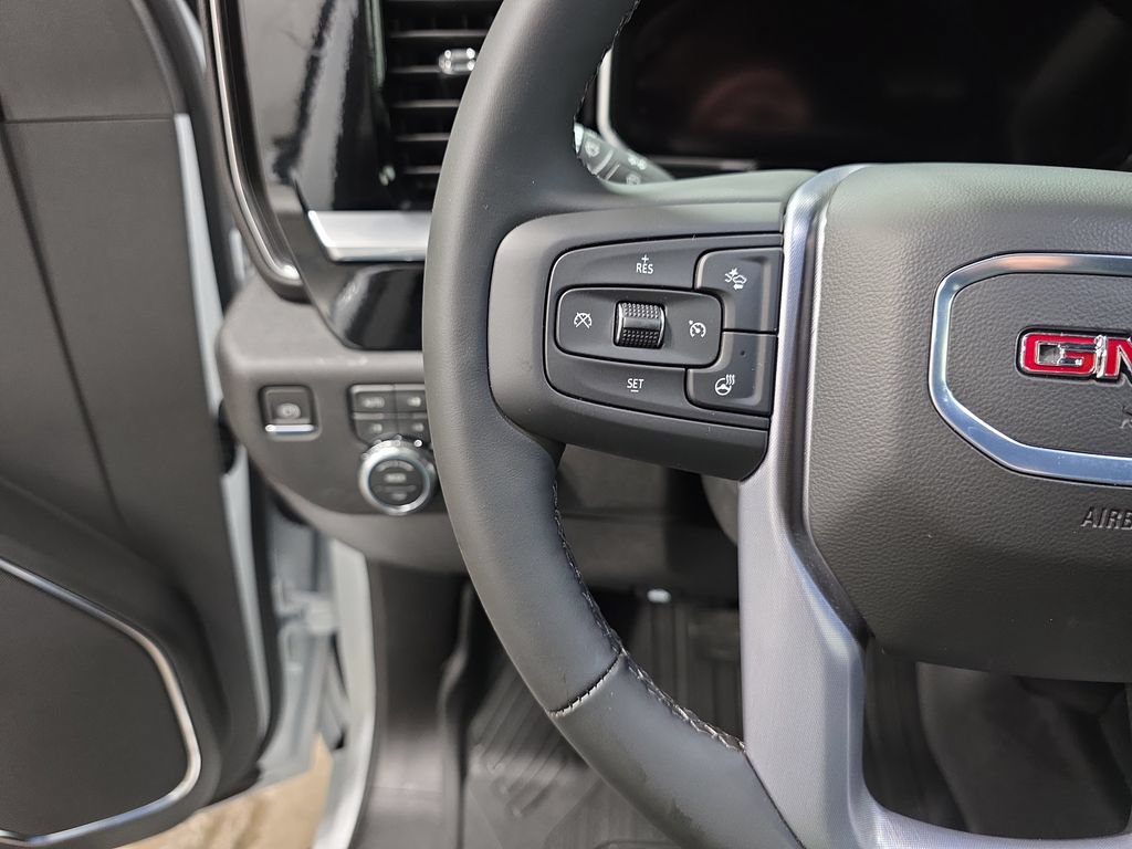 Used 2026 GMC Sierra 2500 SLT AWD/4WD image 16