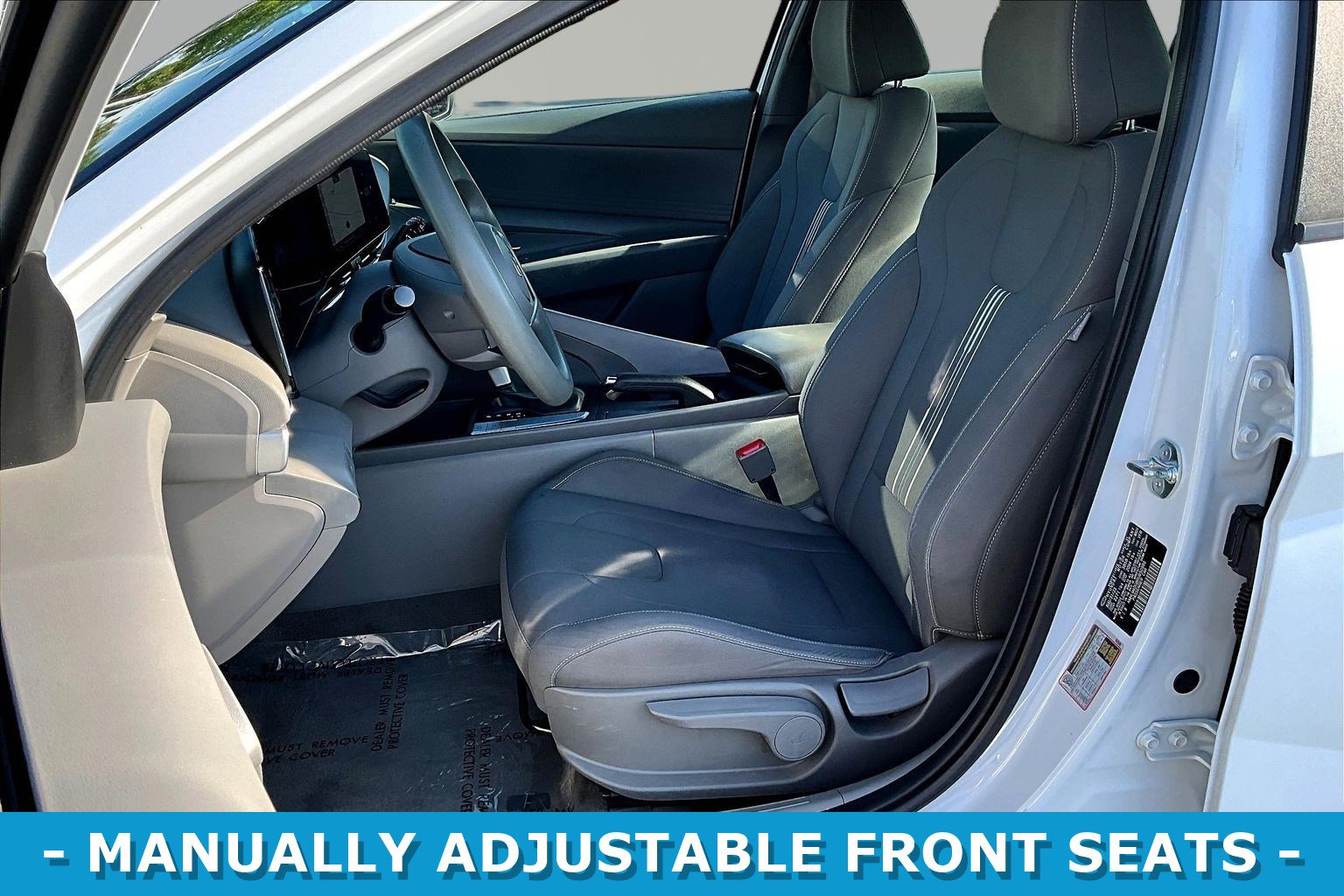 Used 2024 Hyundai Elantra SEL FWD image 21
