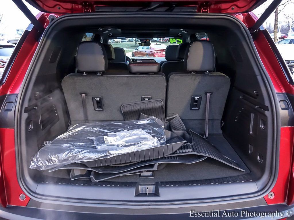 Used 2024 Chevrolet Traverse Z71 w/ Enhanced Driving Package image 30