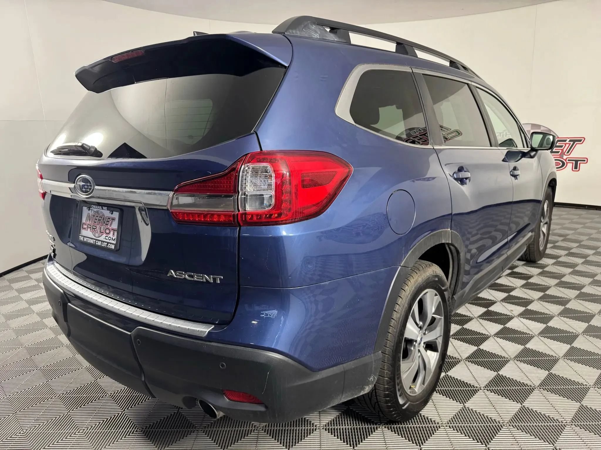 Used 2021 Subaru Ascent Premium w/ Convenience Package AWD/4WD image 29
