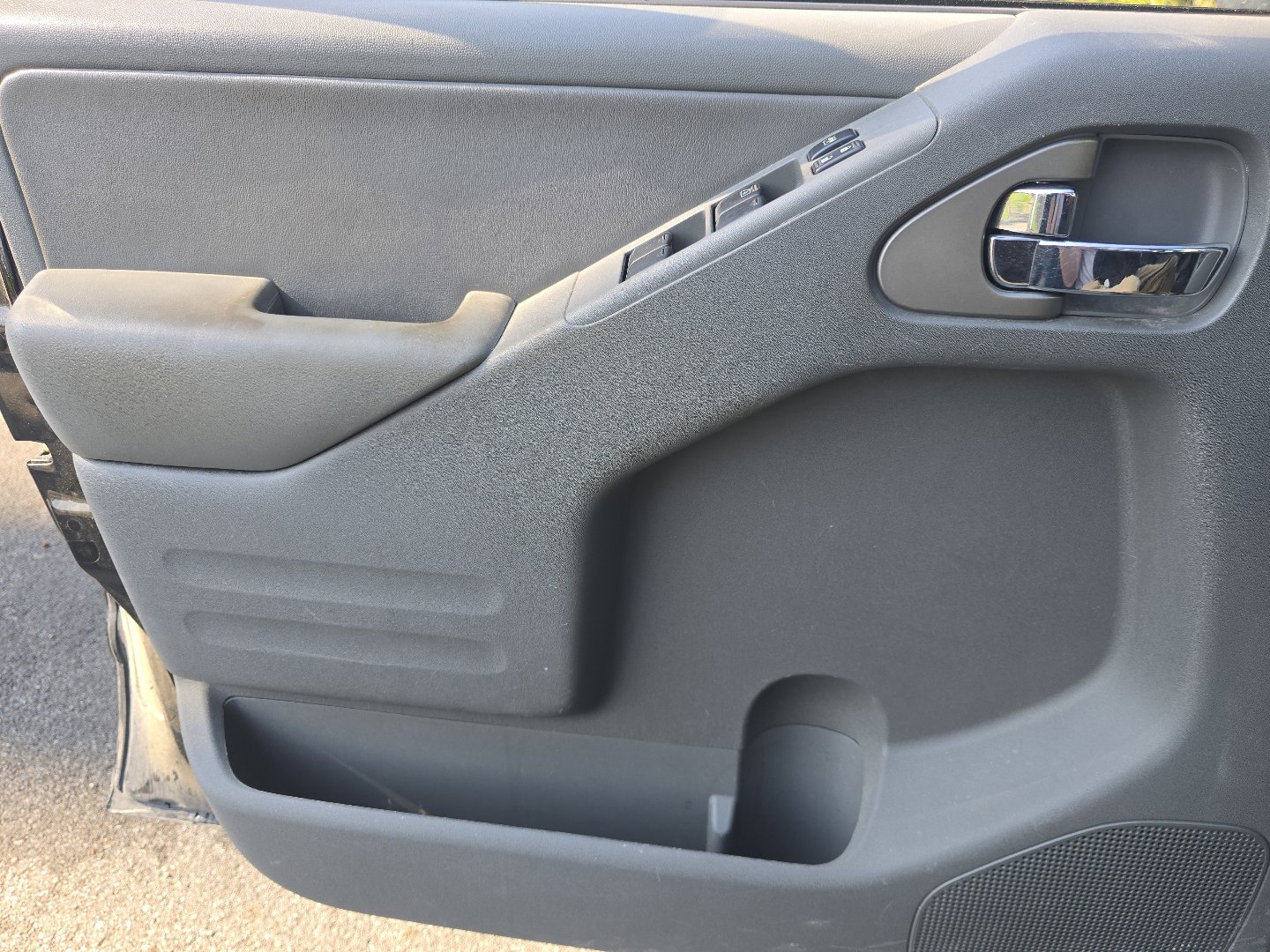 Used 2019 Nissan Frontier SL RWD image 22