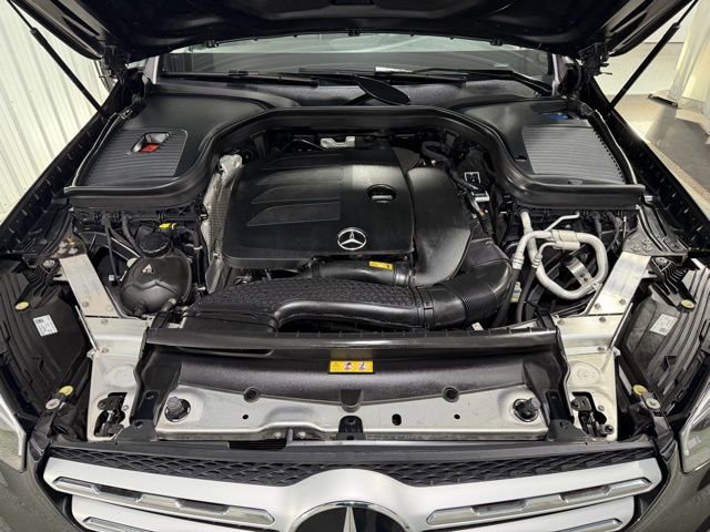 Used 2021 Mercedes-Benz GLC 300 4MATIC image 26