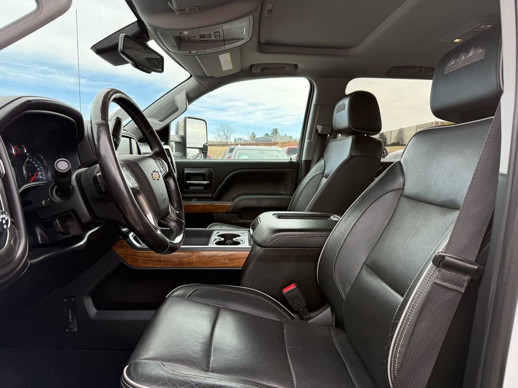 Used 2019 Chevrolet Silverado 3500 High Country w/ Duramax Plus Package image 14