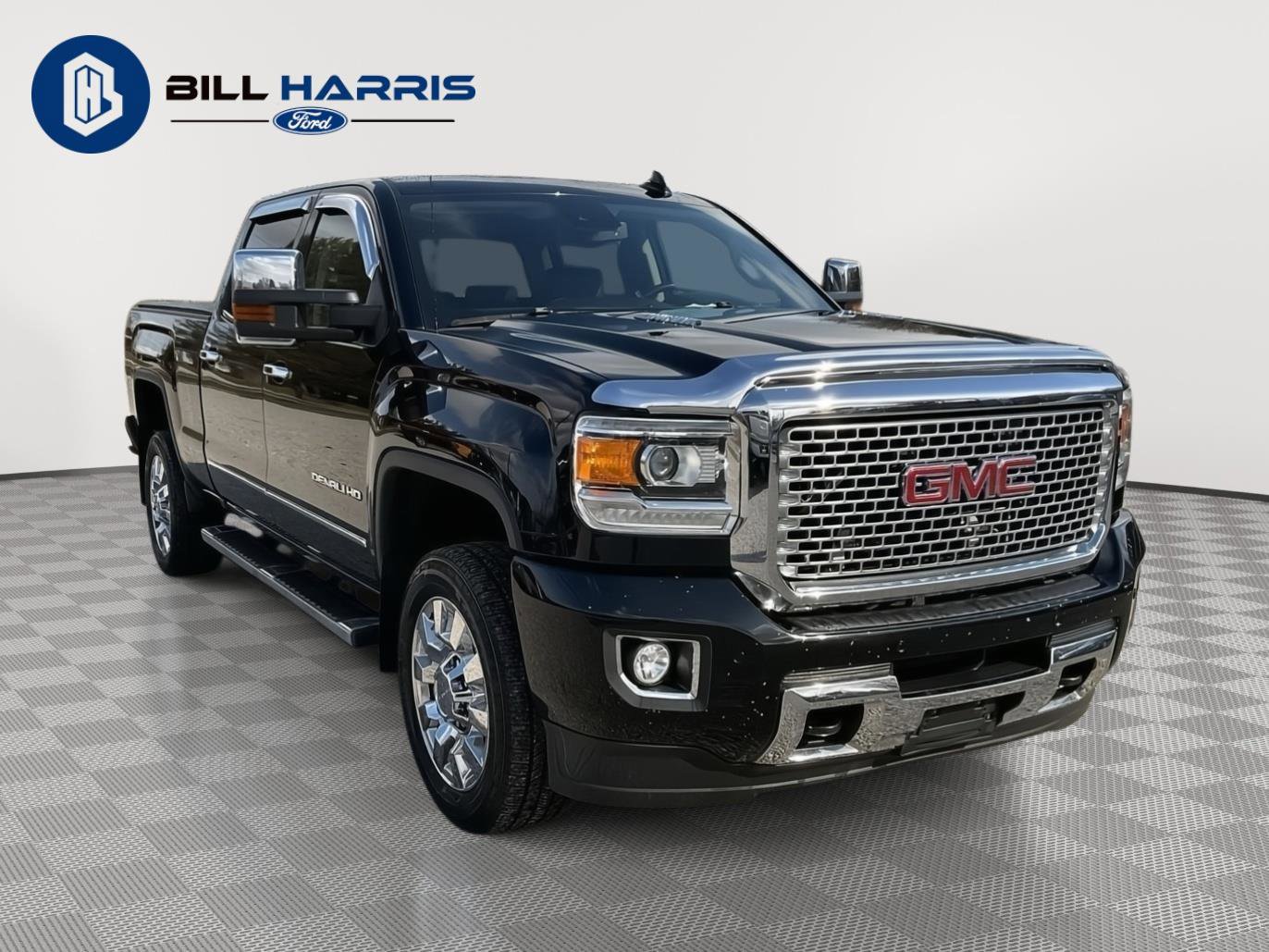 Used 2016 GMC Sierra 2500 Denali w/ Duramax Plus Package image 3
