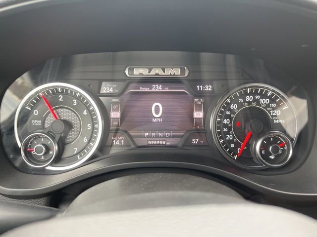 Used 2024 RAM 1500 Laramie image 12