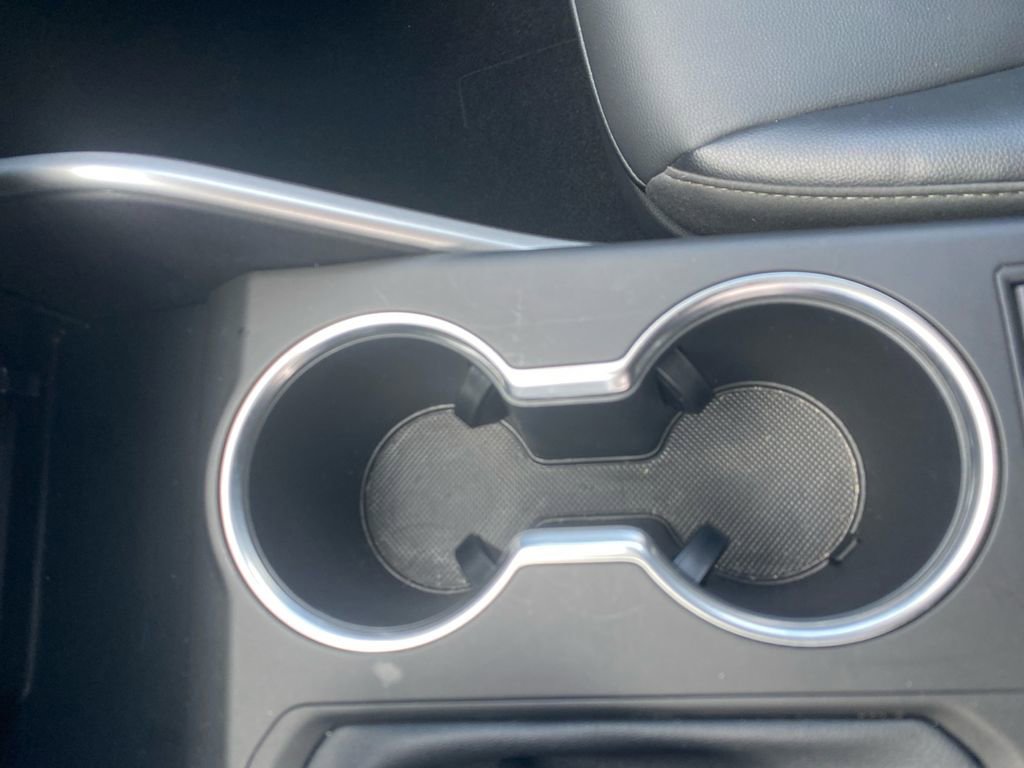 Used 2024 Toyota Highlander XLE image 22