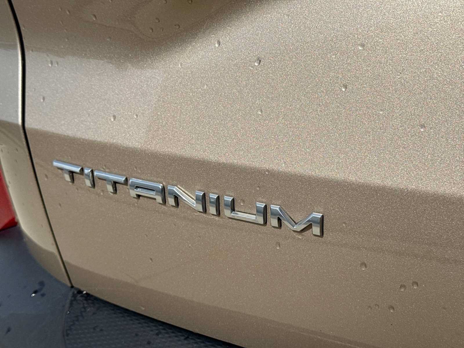 Used 2020 Ford Escape Titanium AWD/4WD image 35