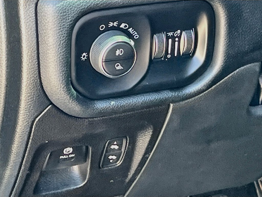 Used 2022 RAM 1500 Laramie RWD image 10