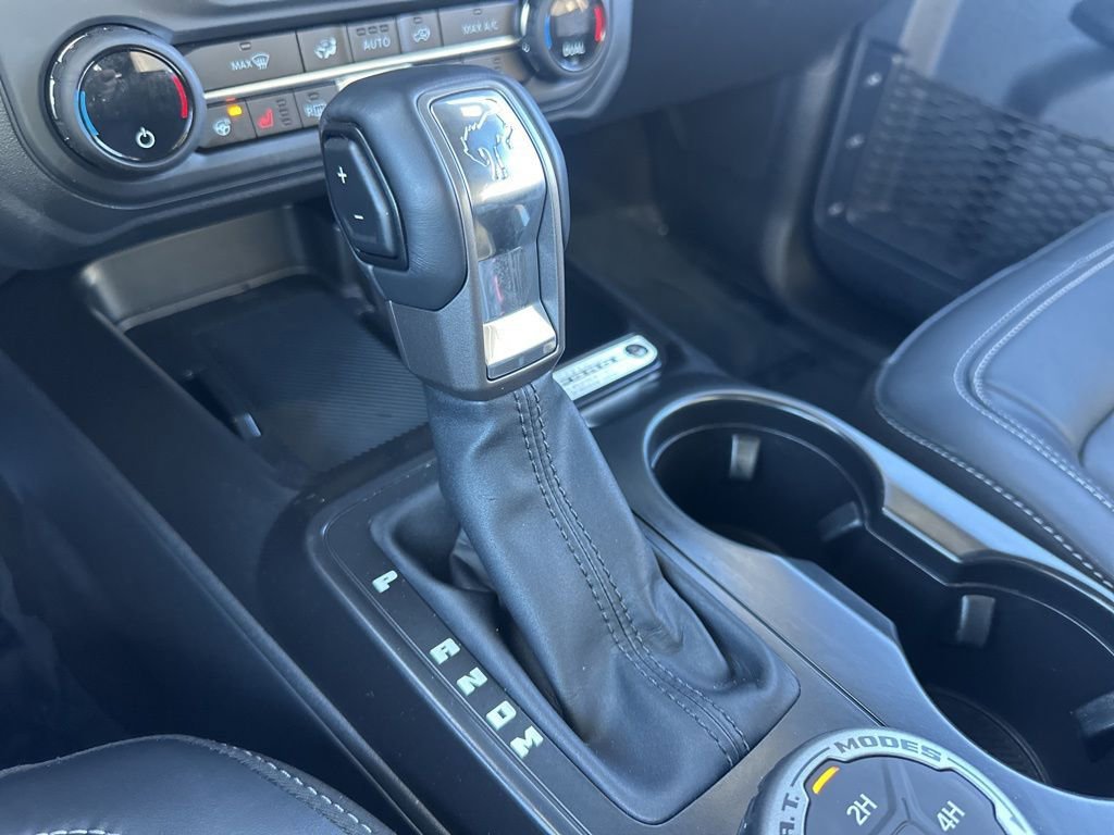 Used 2025 Ford Bronco Outer Banks image 24