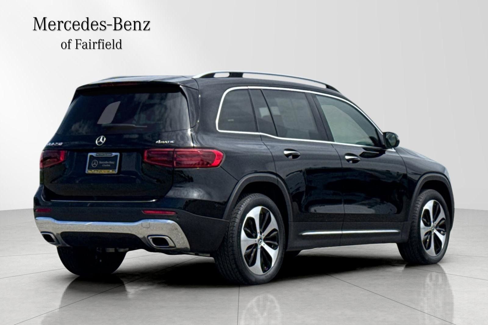 Certified 2025 Mercedes-Benz GLB 250 4MATIC image 2
