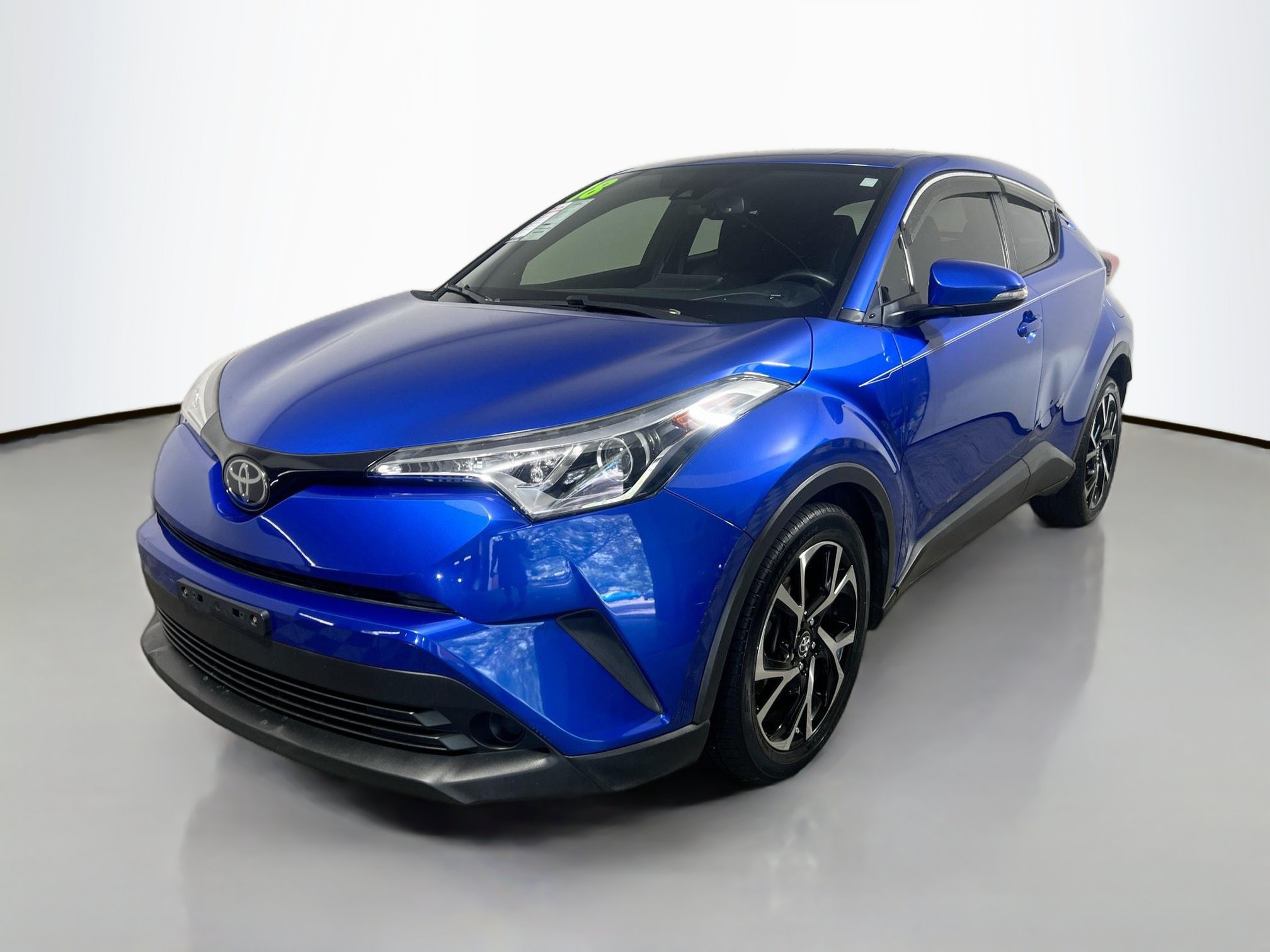 Used 2018 Toyota C-HR XLE FWD image 10