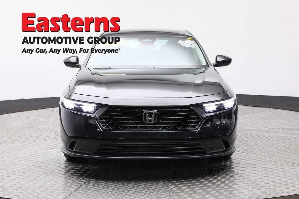 Used 2024 Honda Accord EX image 2