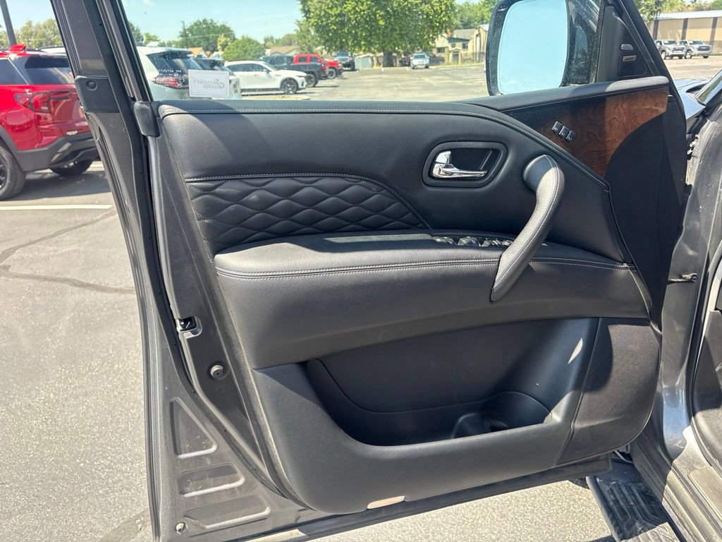 Used 2019 INFINITI QX80 Luxe w/ Proactive Package AWD/4WD image 13