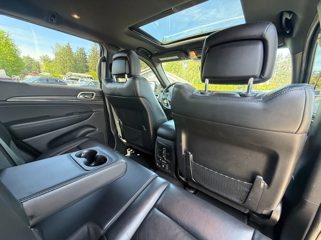 Used 2020 Jeep Grand Cherokee Limited AWD/4WD image 22
