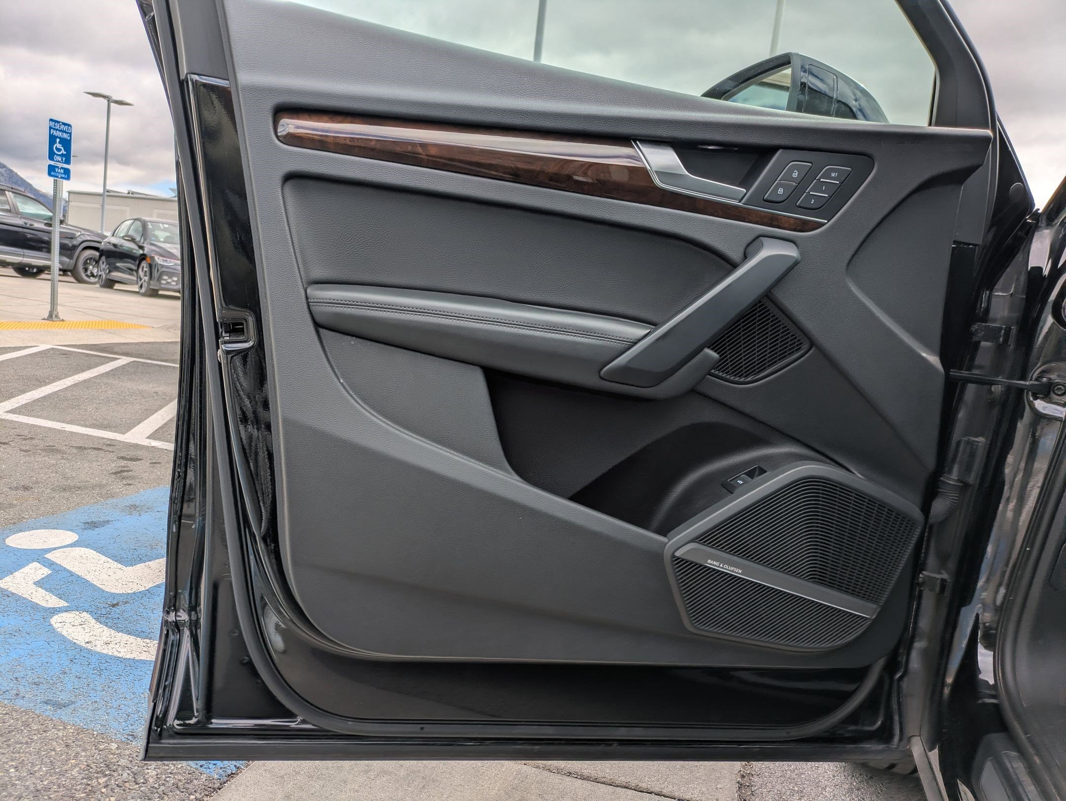 Used 2019 Audi Q5 2.0T Premium Plus w/ Premium Plus Package image 14