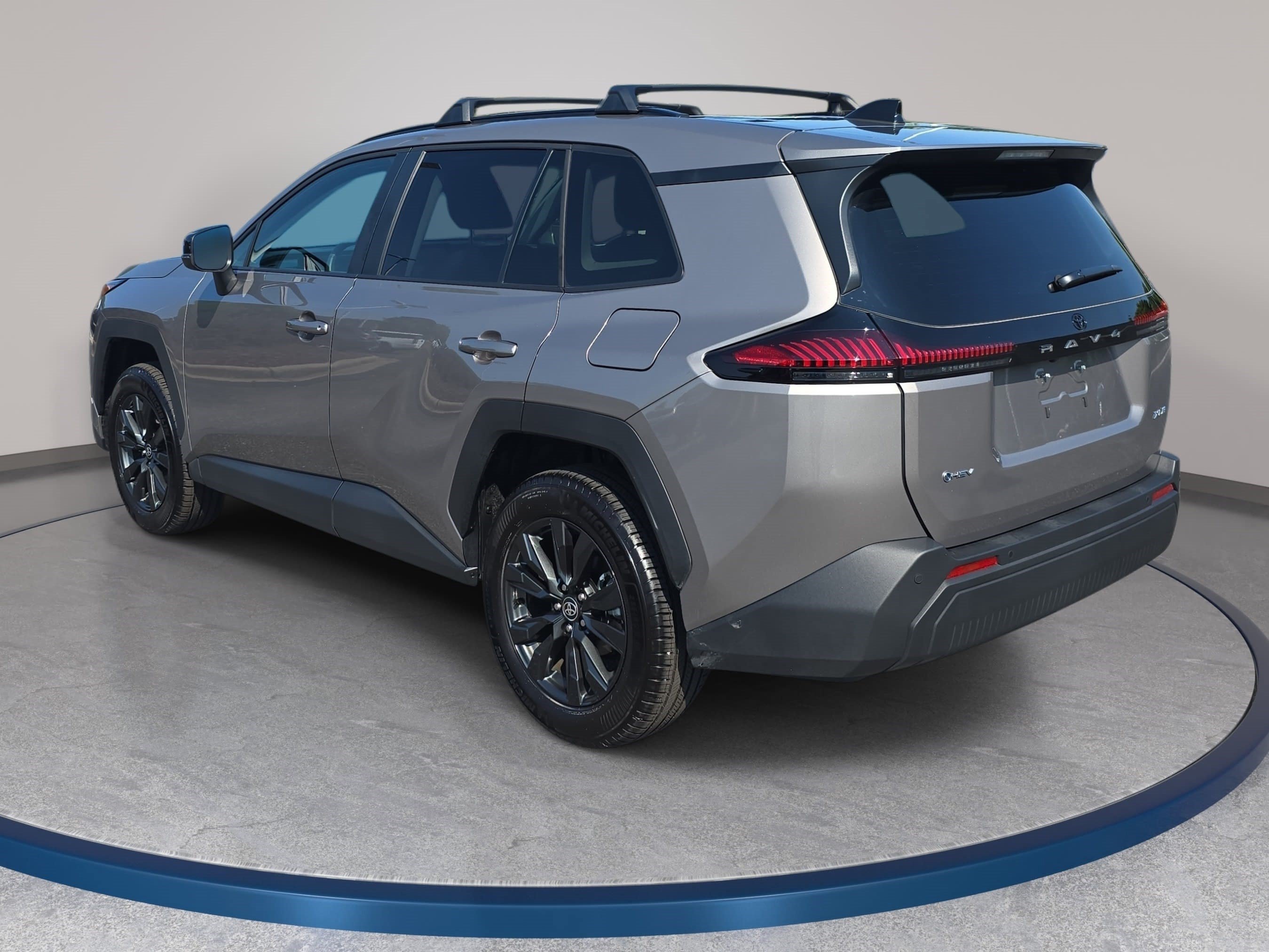 Used 2026 Toyota RAV4 XLE Premium FWD image 7