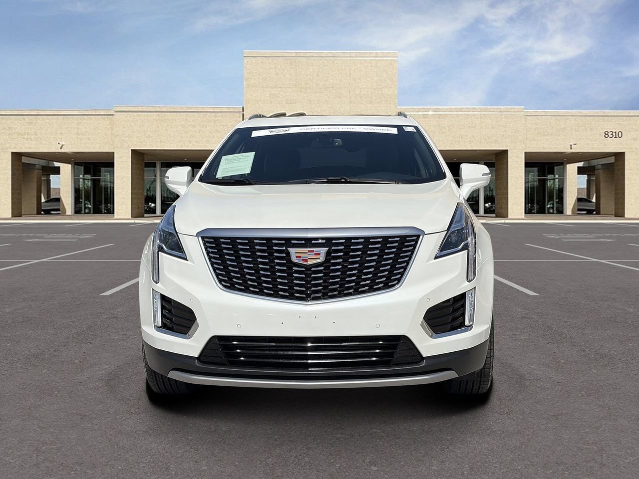 Certified 2024 Cadillac XT5 Premium Luxury FWD image 2