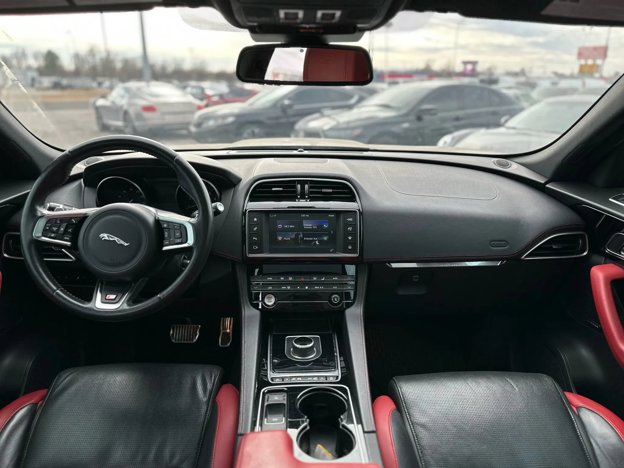 Used 2017 Jaguar F-PACE S AWD/4WD image 12
