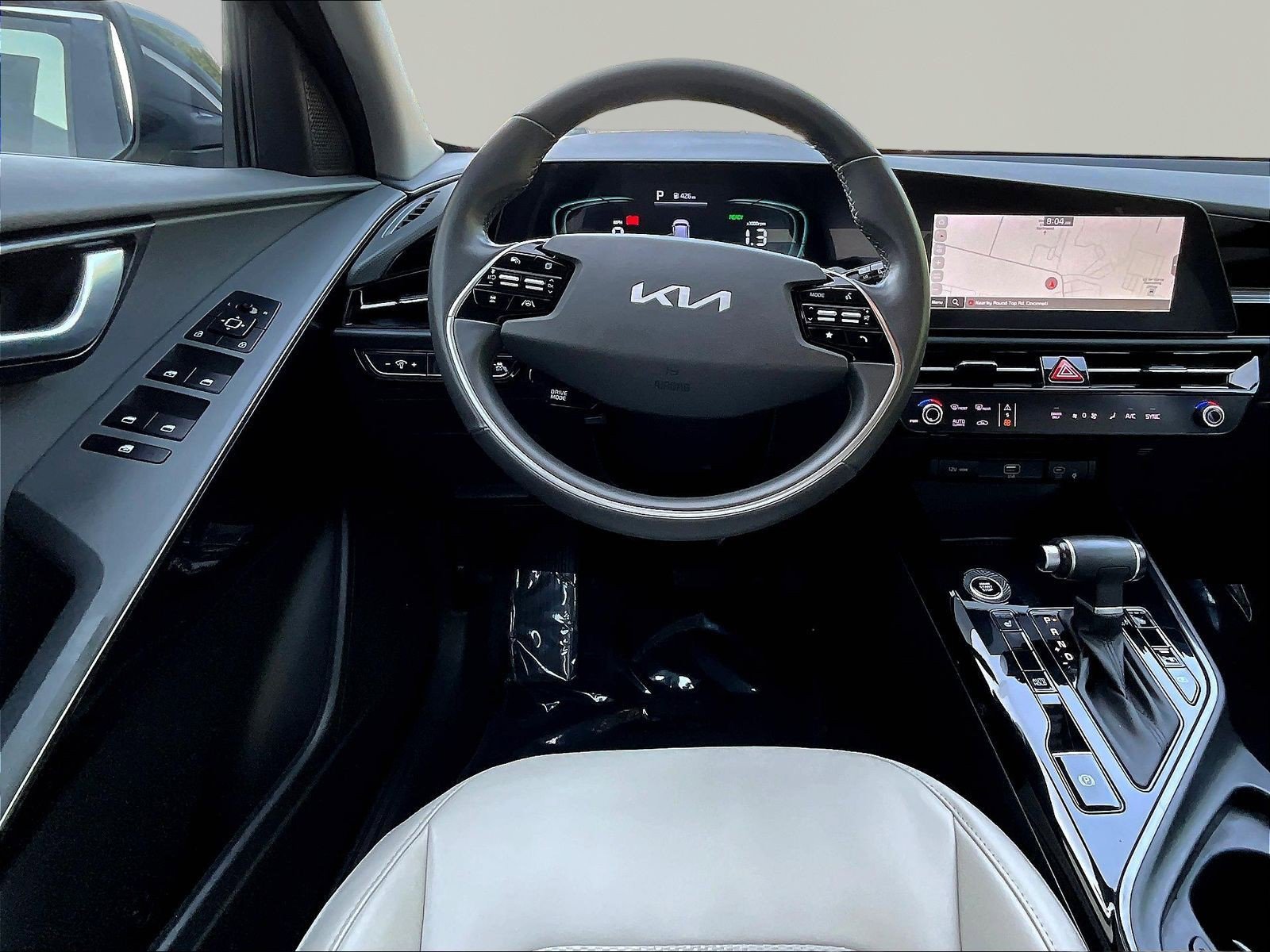 Certified 2023 Kia Niro EX FWD image 8