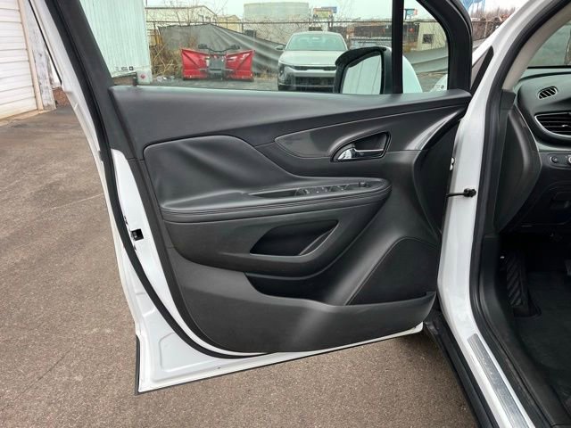 Used 2017 Buick Encore Preferred image 18
