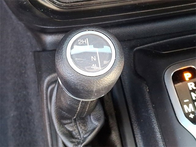 Used 2021 Jeep Wrangler Sport image 19