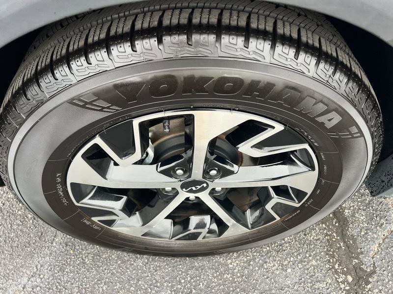 Used 2023 Kia Sportage EX FWD image 22