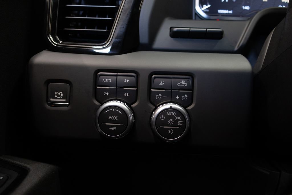 Used 2024 GMC Sierra 2500 AT4 w/ AT4 Premium Plus Package AWD/4WD image 38